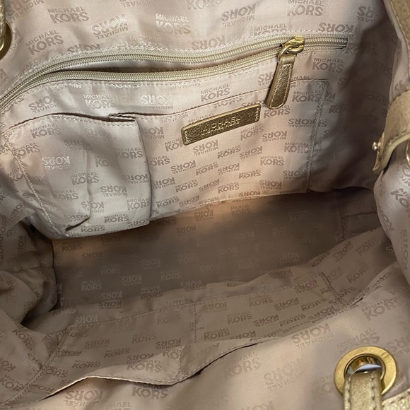 Michael Kors Shoulder Bag GUC - Picture 10 of 11